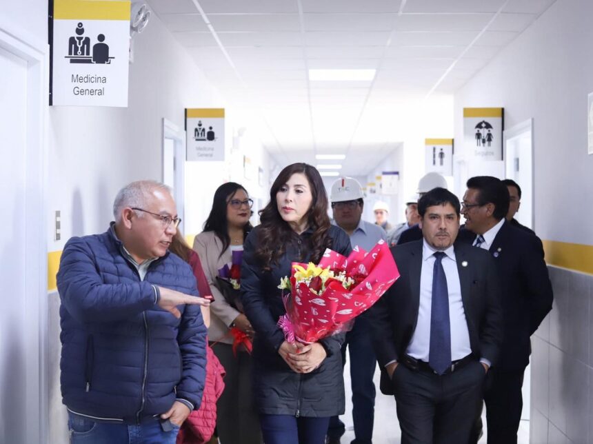 Lady Camones proselitismo político en Huaraz