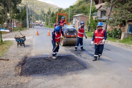 asfaltado de la carretera Conococha - Huaraz