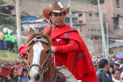Waldir Medina Melgarejo, hermano del prófugo exalcalde Javier Medina Melgarejo ( por colusión y lavado de activos), candidatea con el partido Somos Perú.