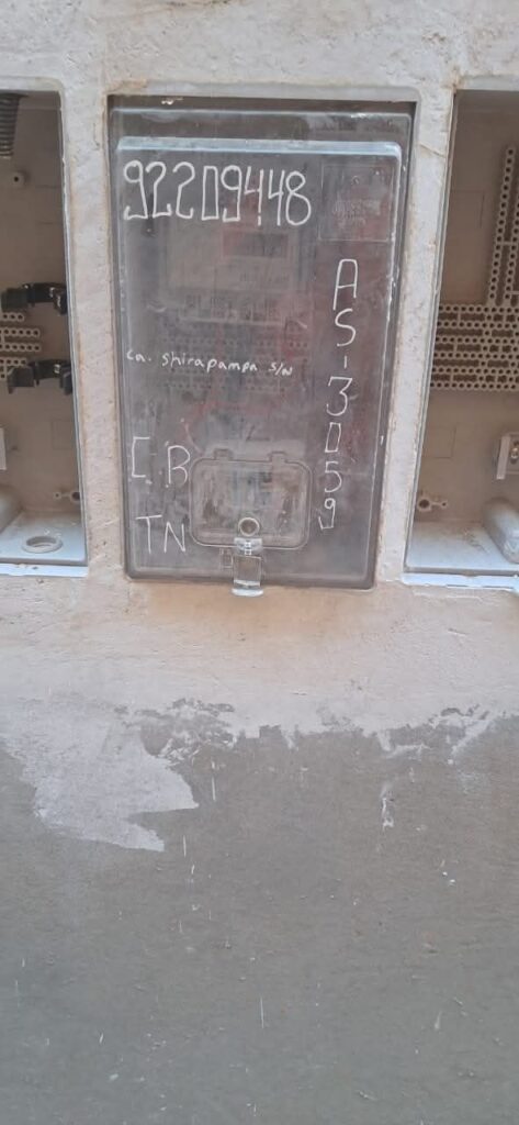 gerente de desarrollo de Quillo habría construido mansión de 4 pisos que de acuerdo al código del suministro eléctrico figuraría a nombre de un familiar