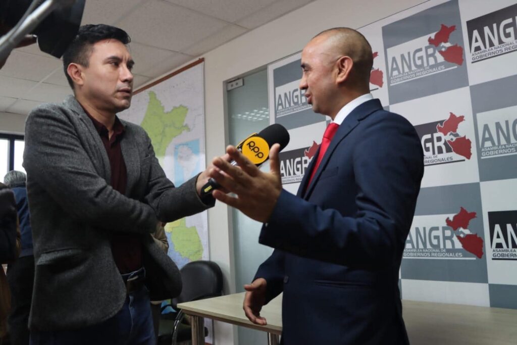 Fundan la asociación de exgobernadores regionales del Perú