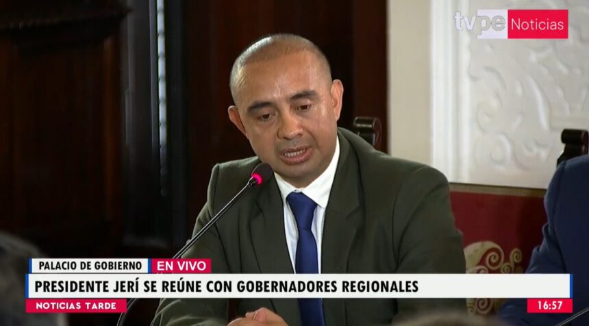 presidente Jeri se reune con gobernadores regionales
