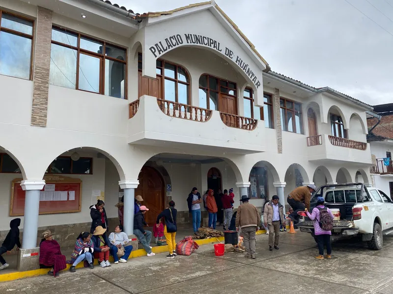 palacio municipal huantar