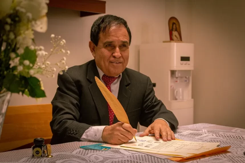 Fredy Otarola notario huaraz